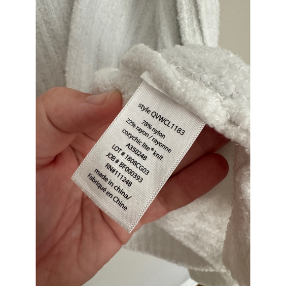 bundle of women’s Barefoot Dreams Cardigan S/M White - Picture 6 of 16